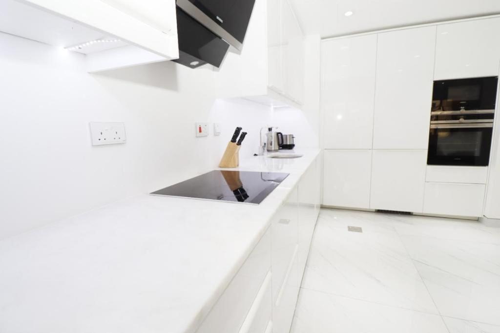Luxury Casa Premium Studio Apartments - With Full Kitchen, Balcony At Jbr Beach Dubaj Zewnętrze zdjęcie