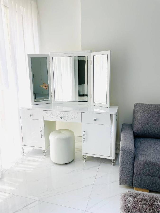 Luxury Casa Premium Studio Apartments - With Full Kitchen, Balcony At Jbr Beach Dubaj Zewnętrze zdjęcie