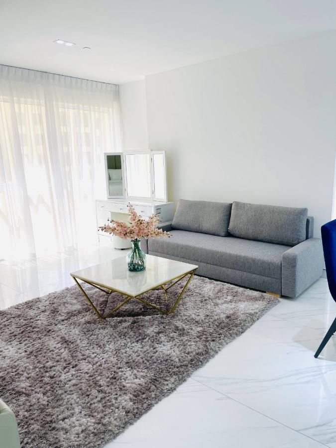 Luxury Casa Premium Studio Apartments - With Full Kitchen, Balcony At Jbr Beach Dubaj Zewnętrze zdjęcie