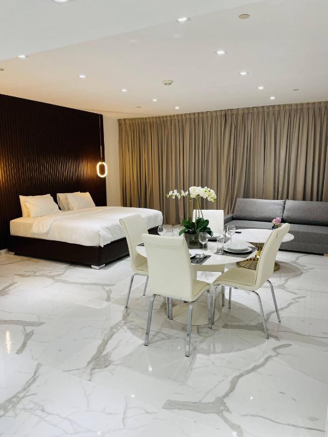 Luxury Casa Premium Studio Apartments - With Full Kitchen, Balcony At Jbr Beach Dubaj Zewnętrze zdjęcie