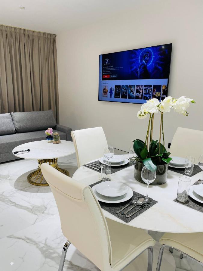 Luxury Casa Premium Studio Apartments - With Full Kitchen, Balcony At Jbr Beach Dubaj Zewnętrze zdjęcie