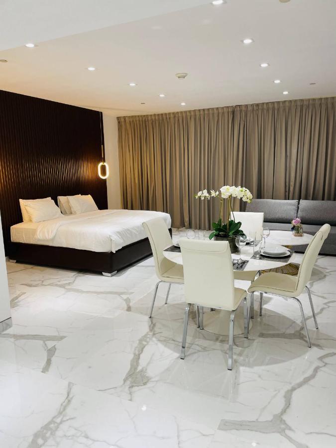 Luxury Casa Premium Studio Apartments - With Full Kitchen, Balcony At Jbr Beach Dubaj Zewnętrze zdjęcie