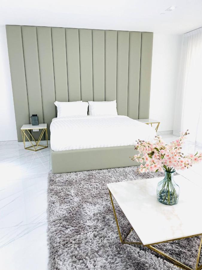 Luxury Casa Premium Studio Apartments - With Full Kitchen, Balcony At Jbr Beach Dubaj Zewnętrze zdjęcie